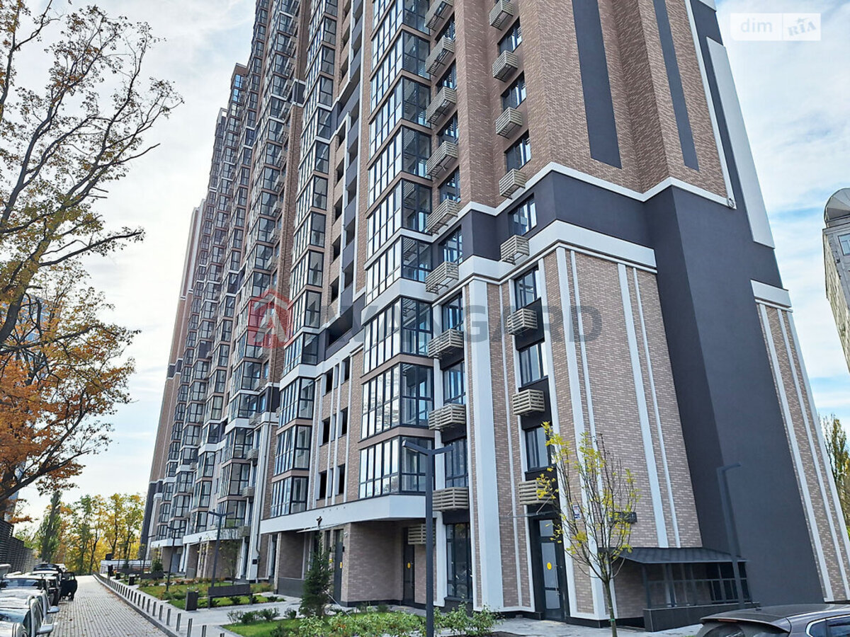 1 ��. ��������, 34/-/- ��. �., 23/25 ������ ���� 1