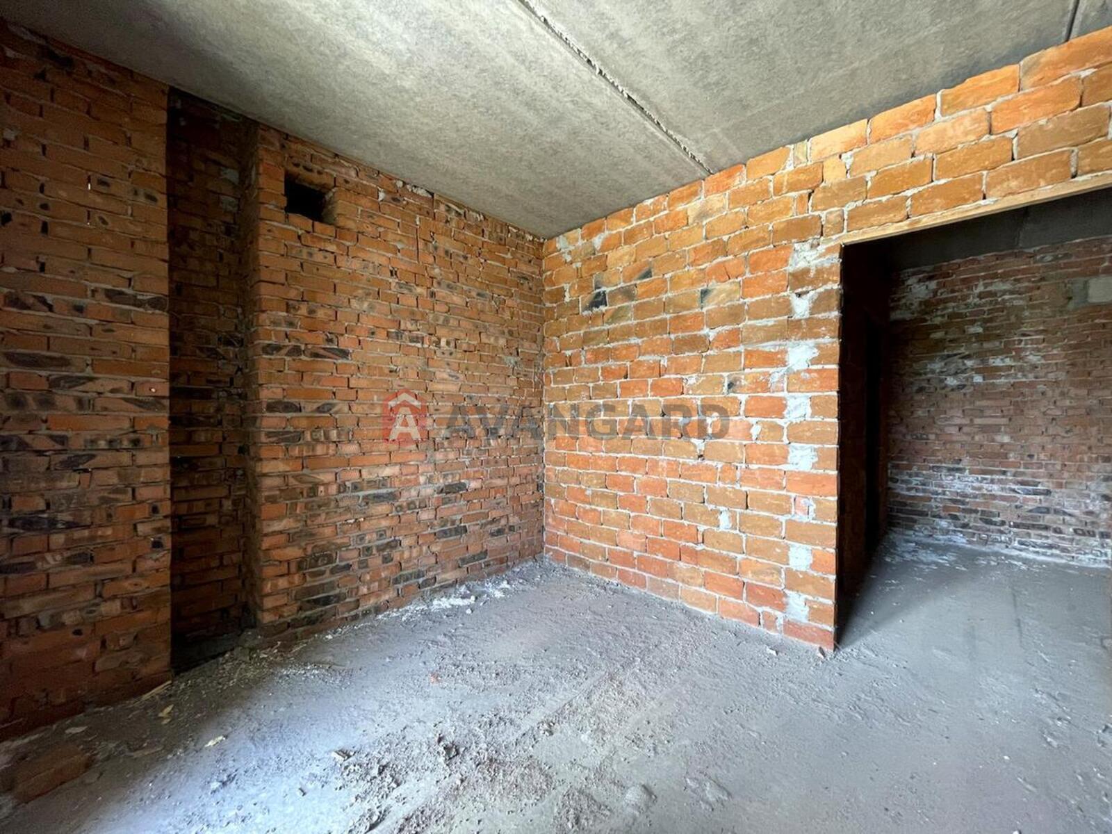 2 ��. ��������, 65/30/9 ��. �., 6/10 ������ ���� 8