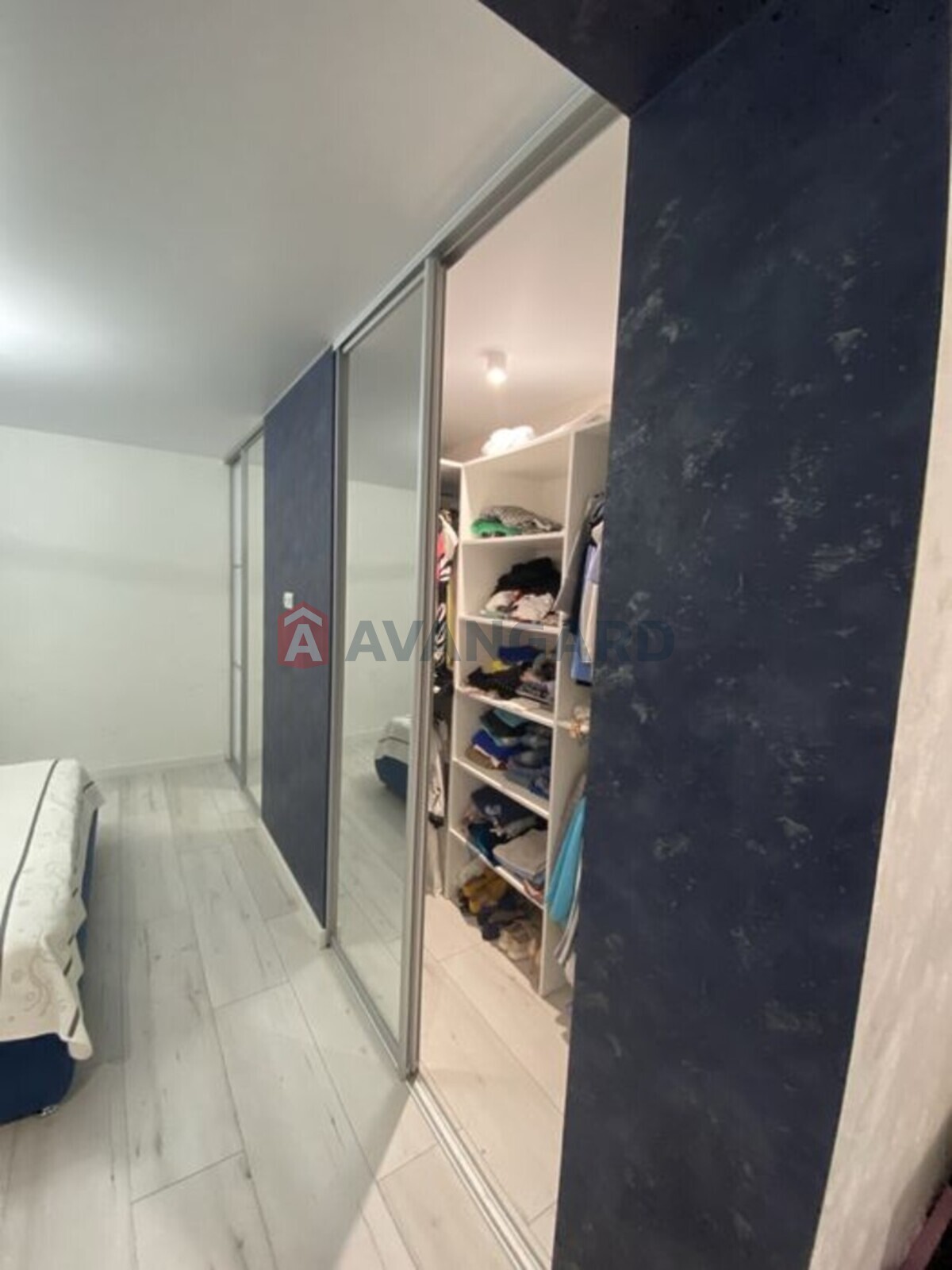 2 ��. ��������, 80/-/18 ��. �., 9/12 ������ ���� 5