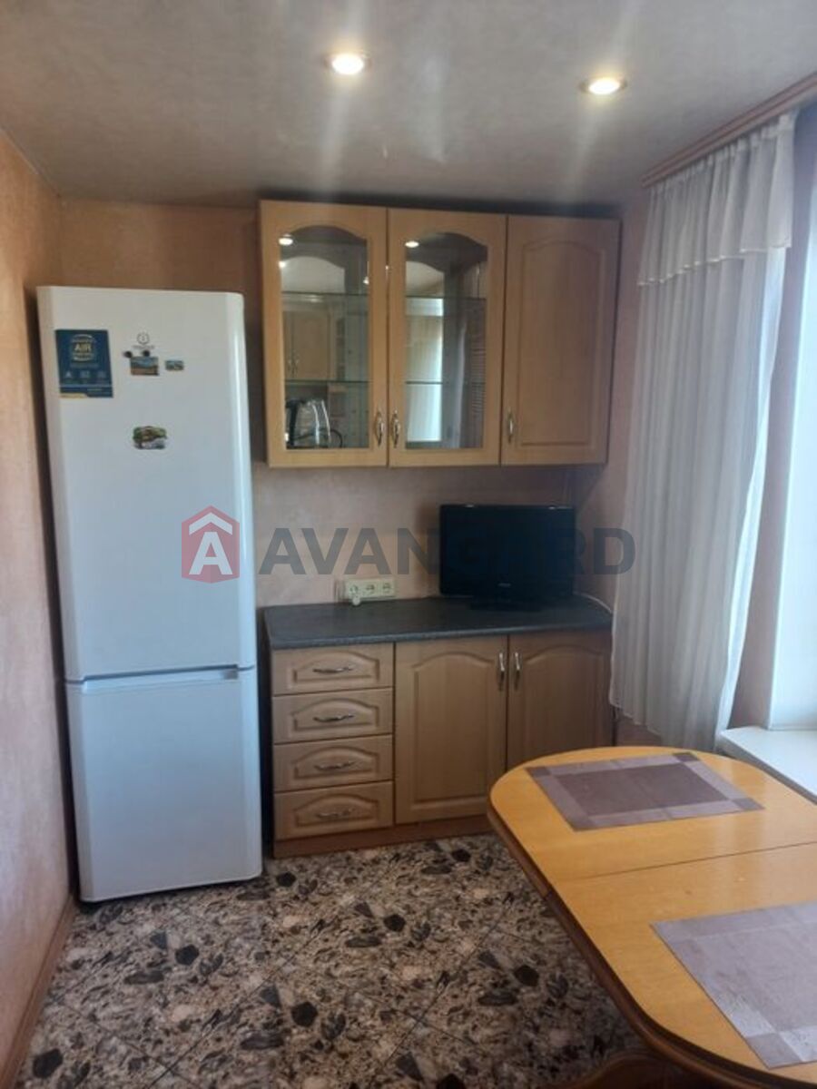 1 . , 40/-/9 . ., 4/9   16