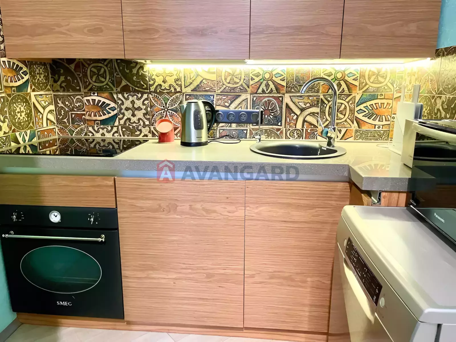 1 ��. ��������, 43/-/20 ��. �., 8/23 ������ ���� 5