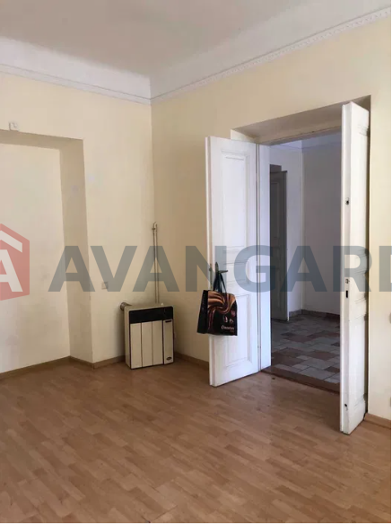 2 ��. ��������, 41/-/13 ��. �., 1/3 ������ ���� 12