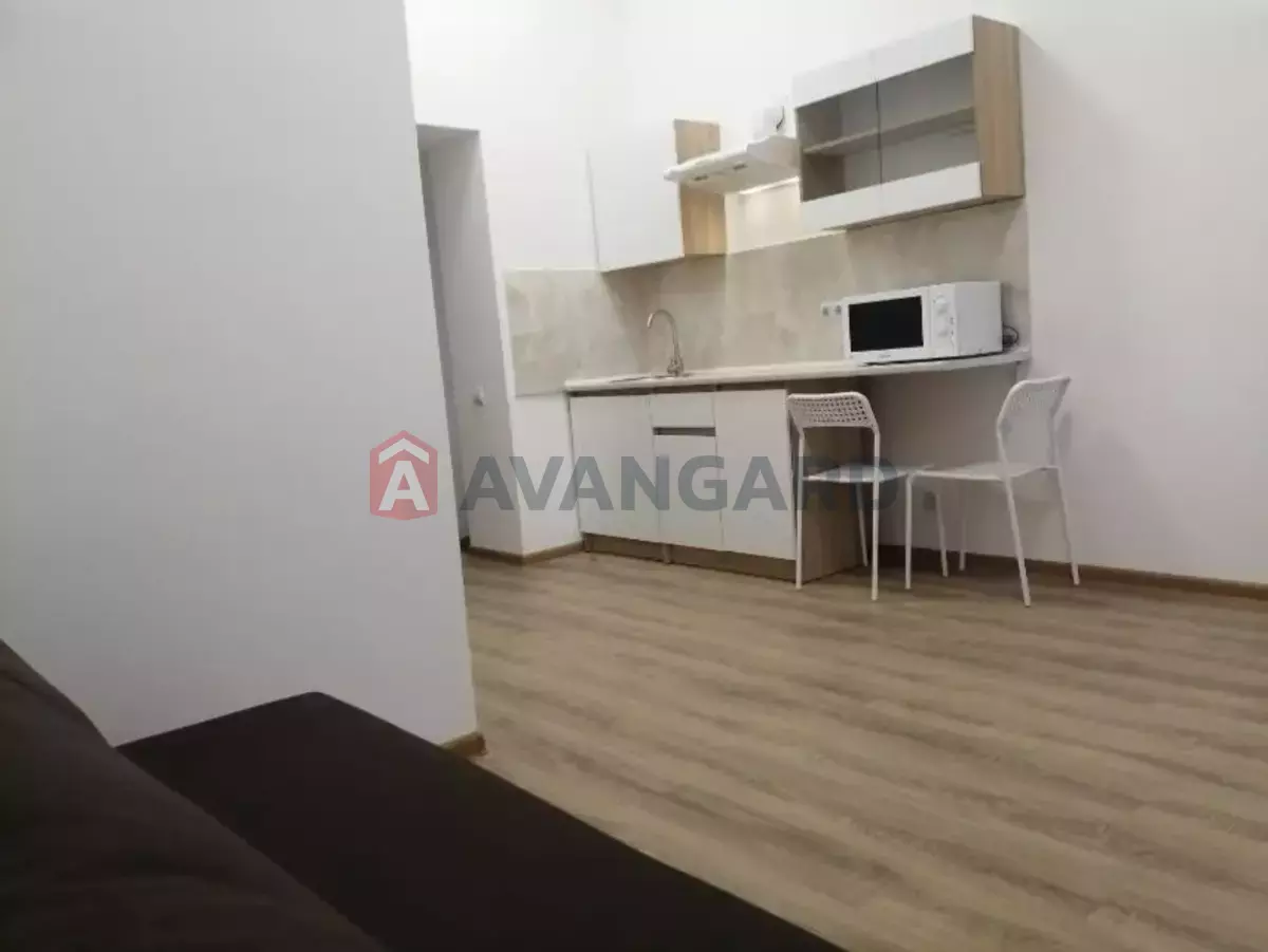 1 ��. ��������, 18/18/- ��. �., 2/3 ������ ���� 3