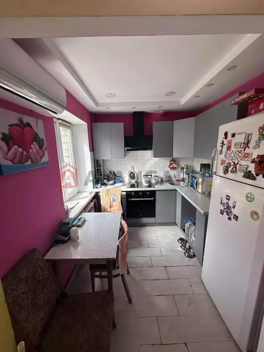 2 ��. ��������, 40/22/6 ��. �., 2/2 ������ ���� 9