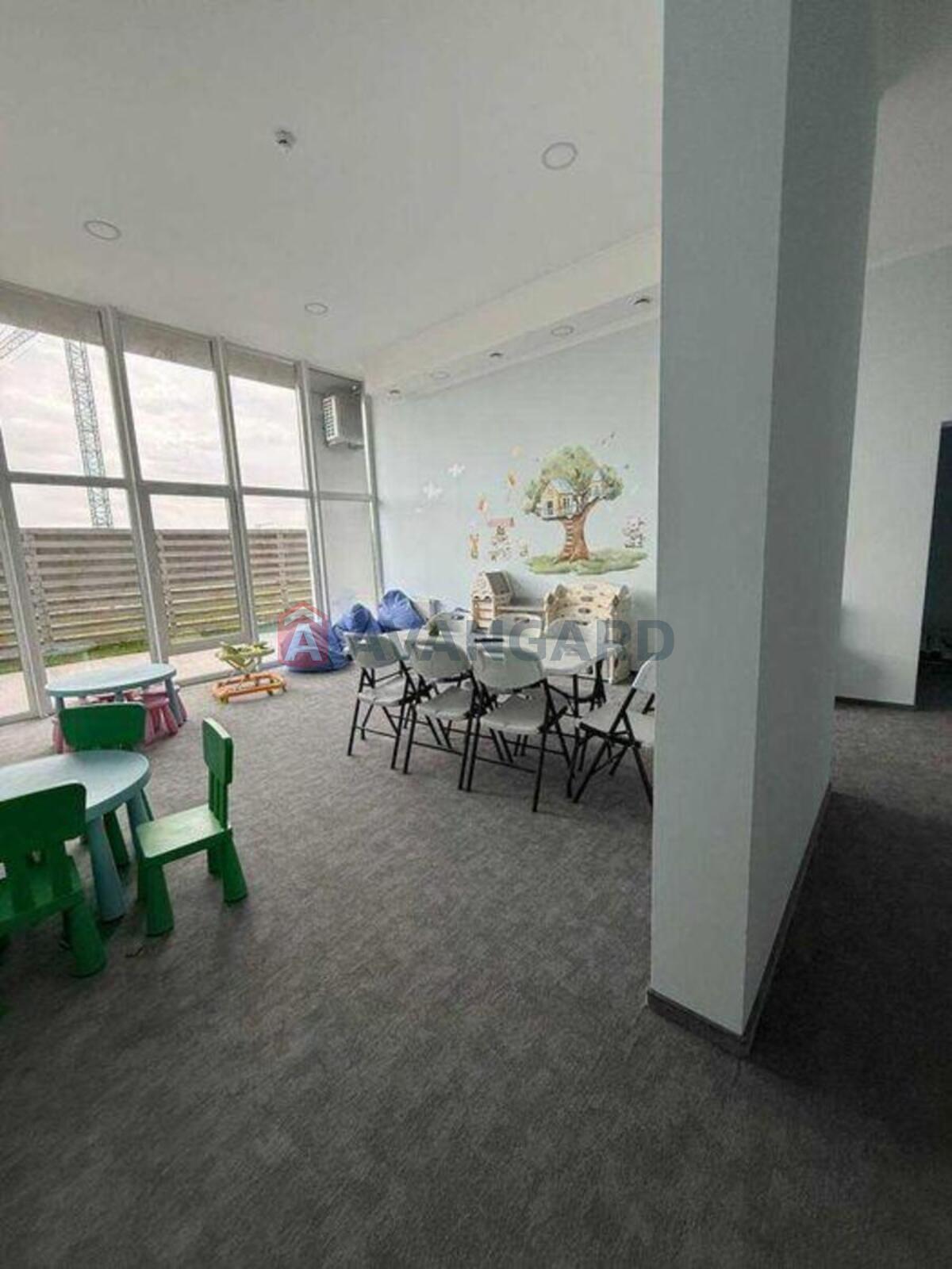 1 ��. ��������, 24/-/4 ��. �., 4/10 ������ ���� 13