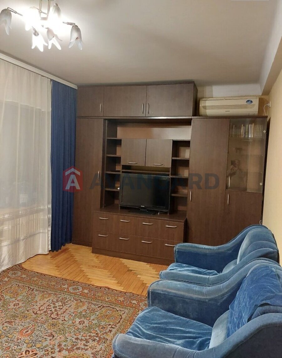 2 ��. ��������, 51/28/7 ��. �., 9/9 ������ ���� 3