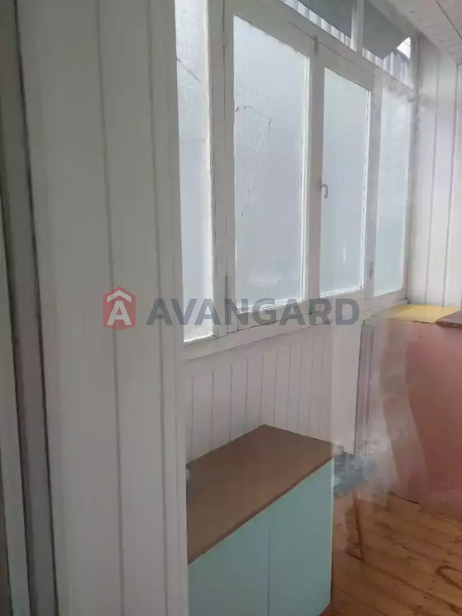 2 ��. ��������, 50/29/7 ��. �., 10/10 ������ ���� 9