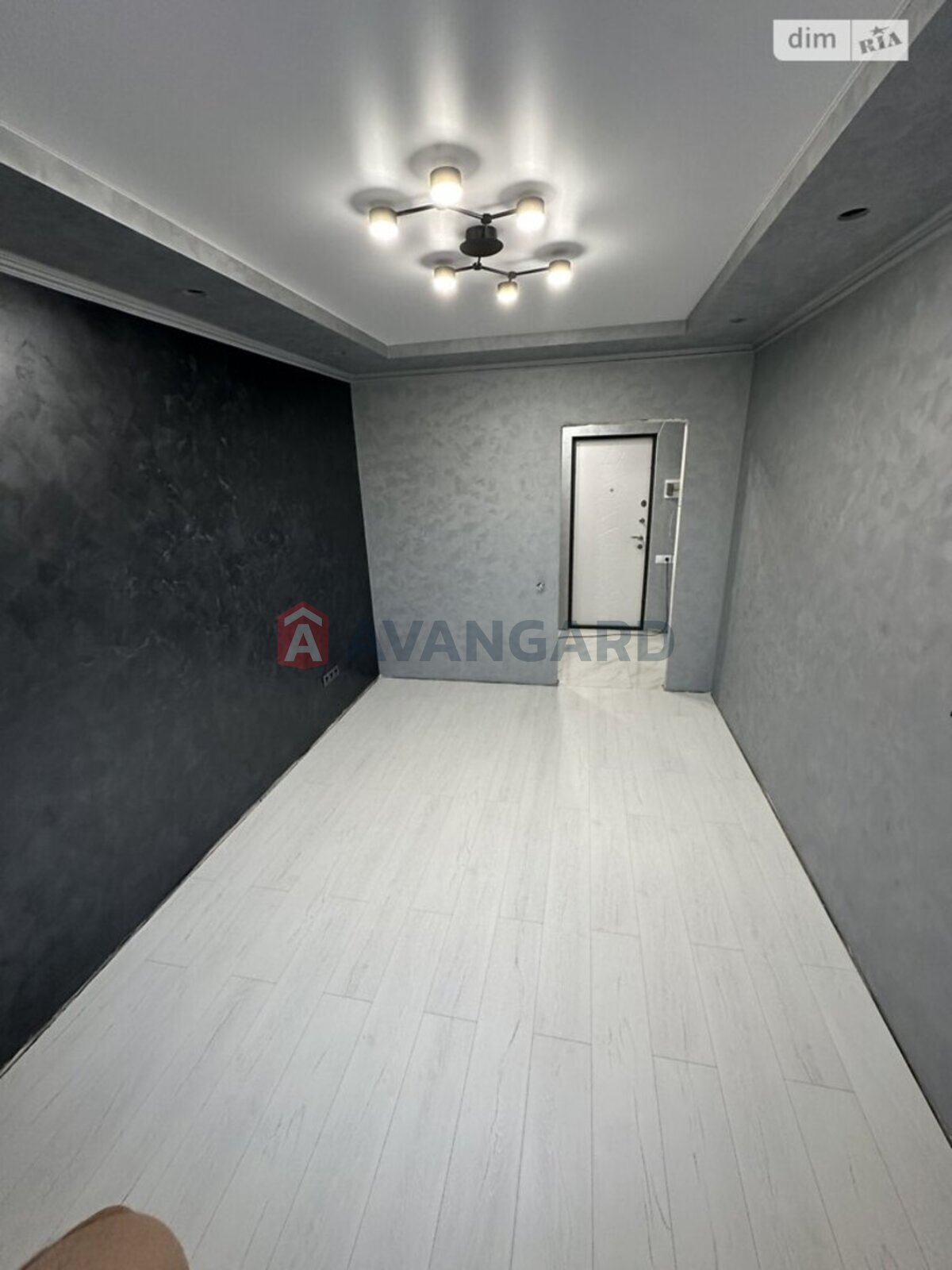 2 ��. ��������, 50/30/10 ��. �., 6/9 ������ ���� 7