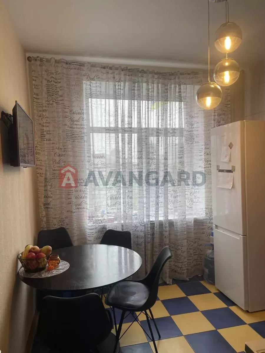 2 . , 67/-/7 . ., 5/5   6