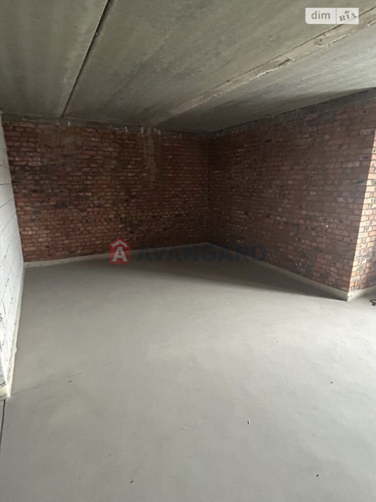 2 ��. ��������, 57/-/- ��. �., 9/10 ������ ���� 2