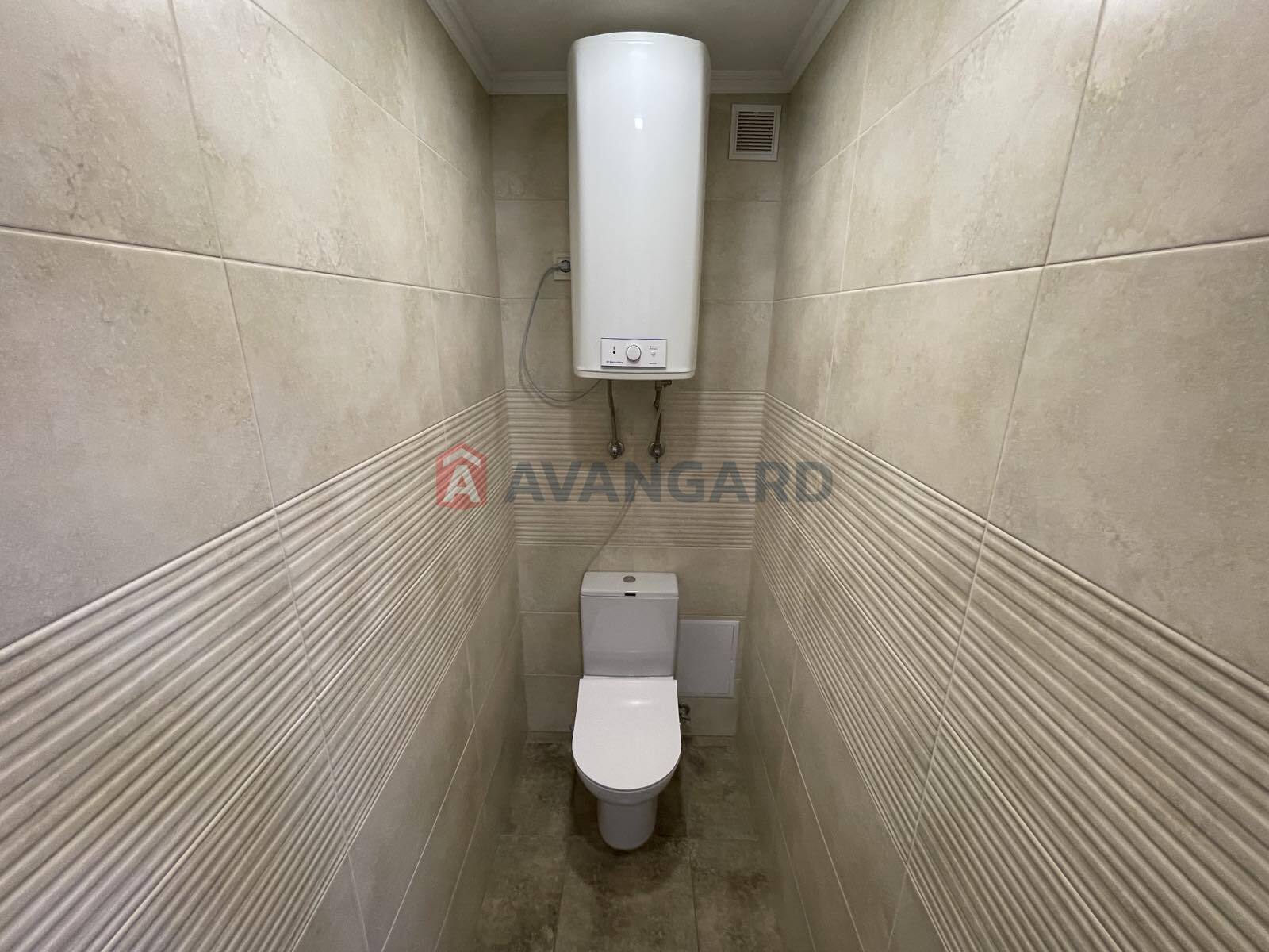 3 ��. ��������, 92/-/10 ��. �., 7/10 ������ ���� 10