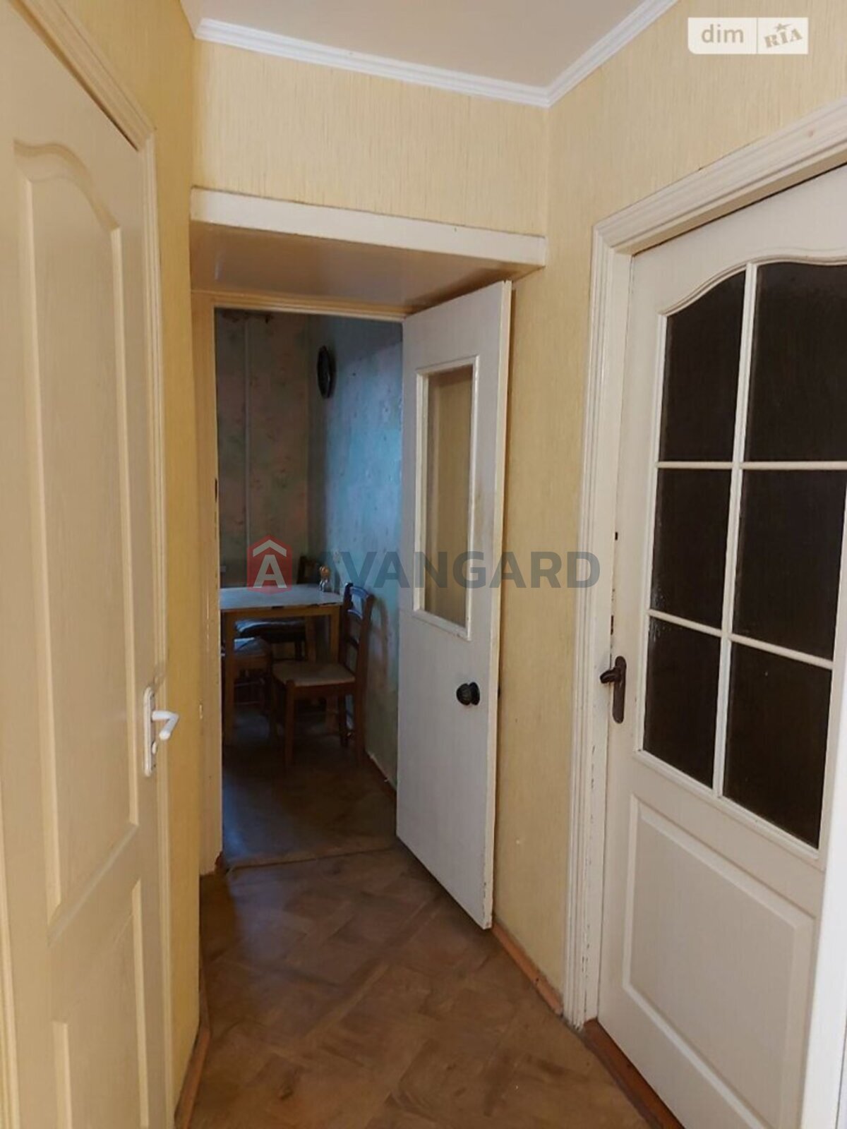 2 ����. ��������, 45/28/6 ��. �., 3/5 ���� ���� 18