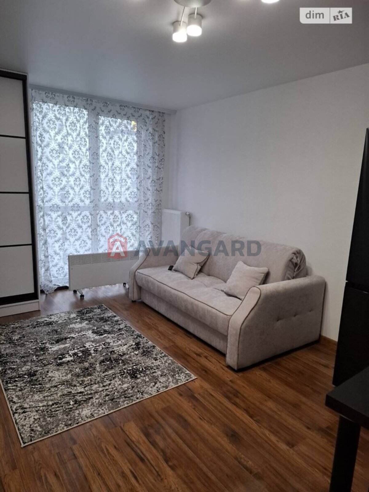 1 ��. ��������, 27/19/4 ��. �., 9/12 ������ ���� 2