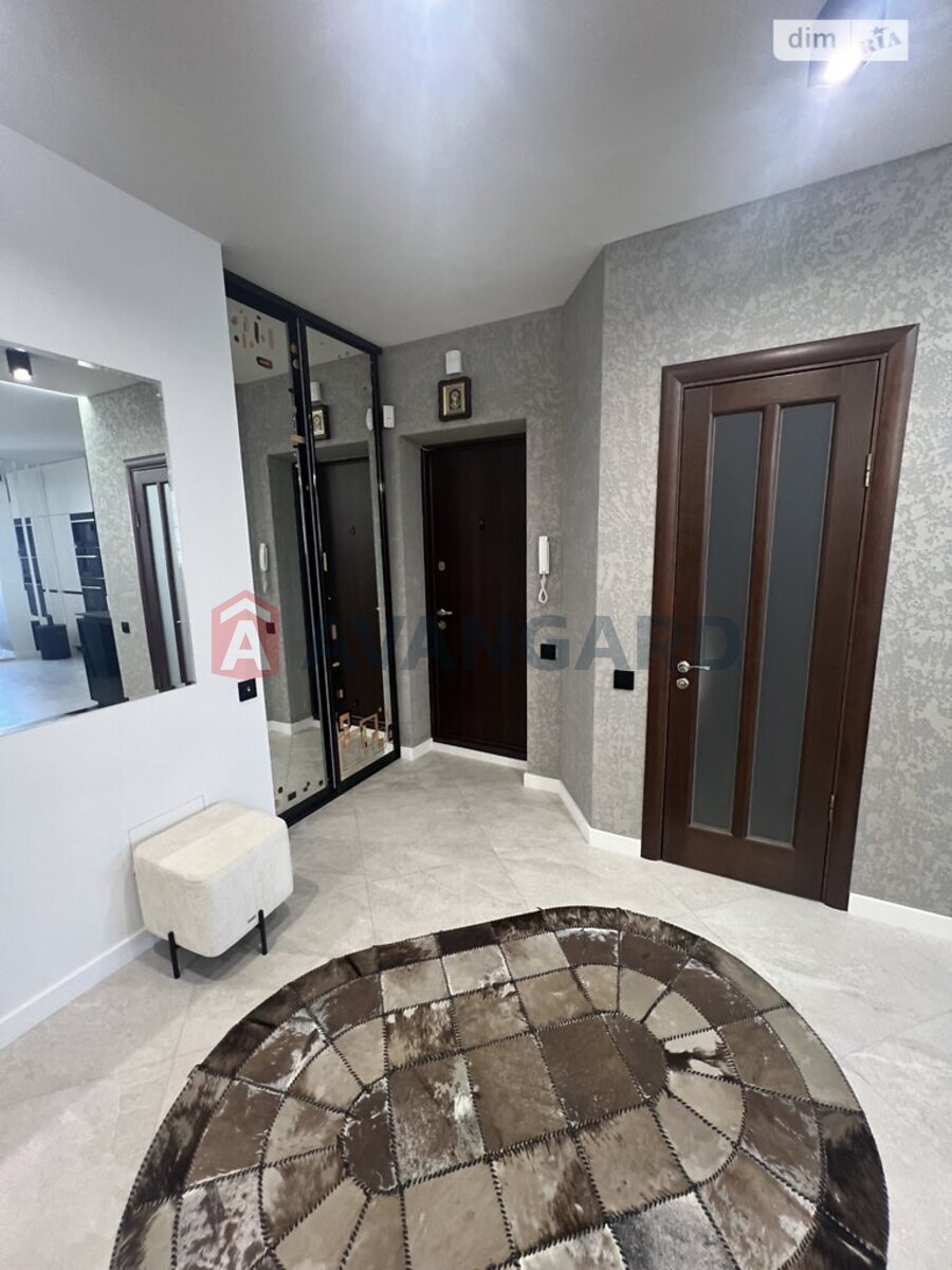 3 ��. ��������, 94/53/- ��. �., 7/9 ������ ���� 29