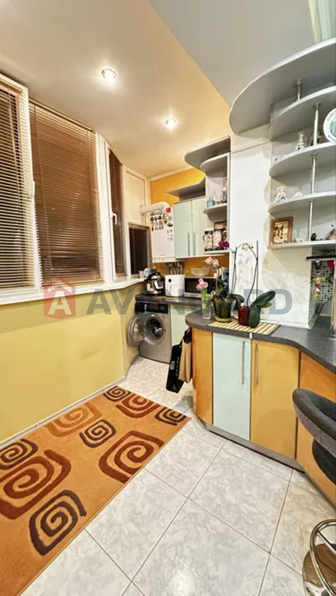 1 ��. ��������, 70/-/15 ��. �., 7/10 ������ ���� 16