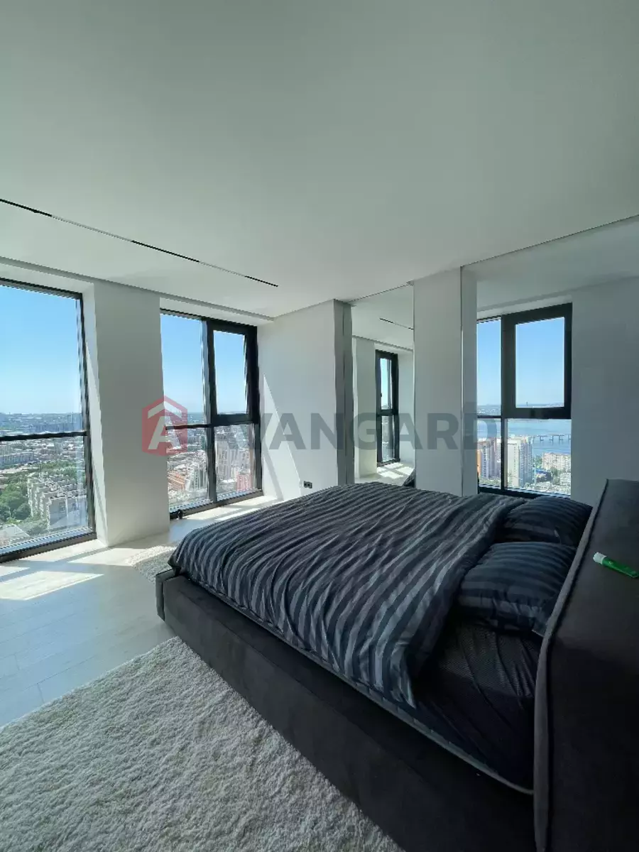 2 ��. ��������, 129/-/- ��. �., 24/26 ������ ���� 11