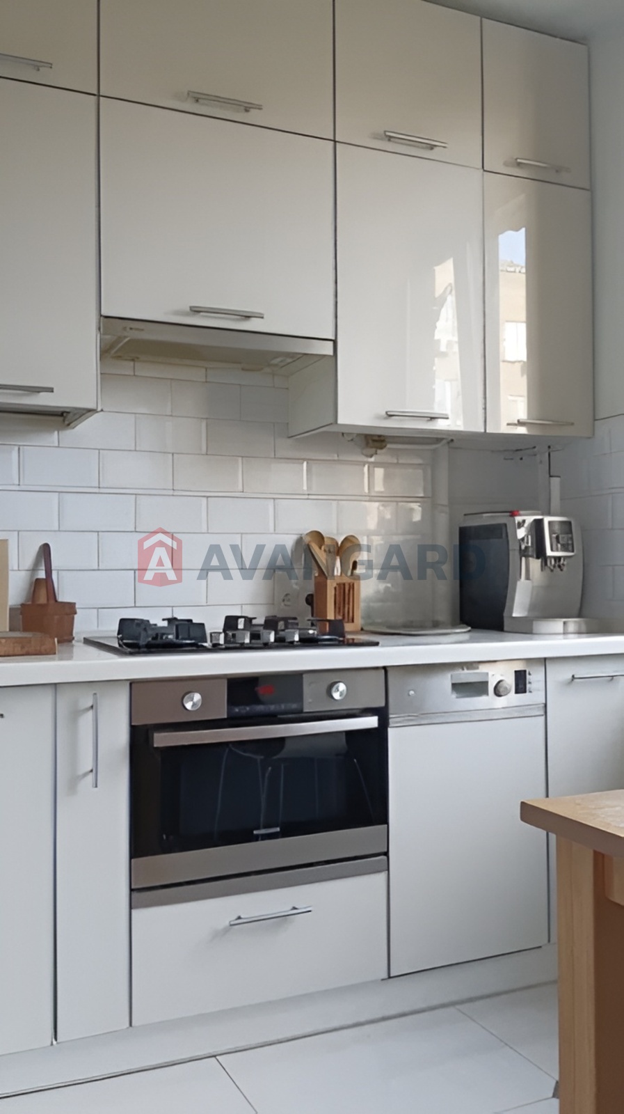 3 ��. ��������, 75/-/7 ��. �., 4/7 ������ ���� 9