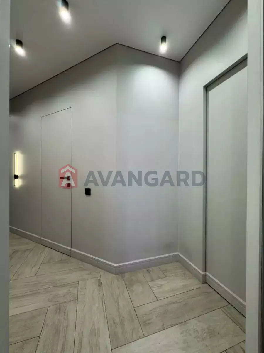 2 ��. ��������, 56/15/20 ��. �., 12/12 ������ ���� 10