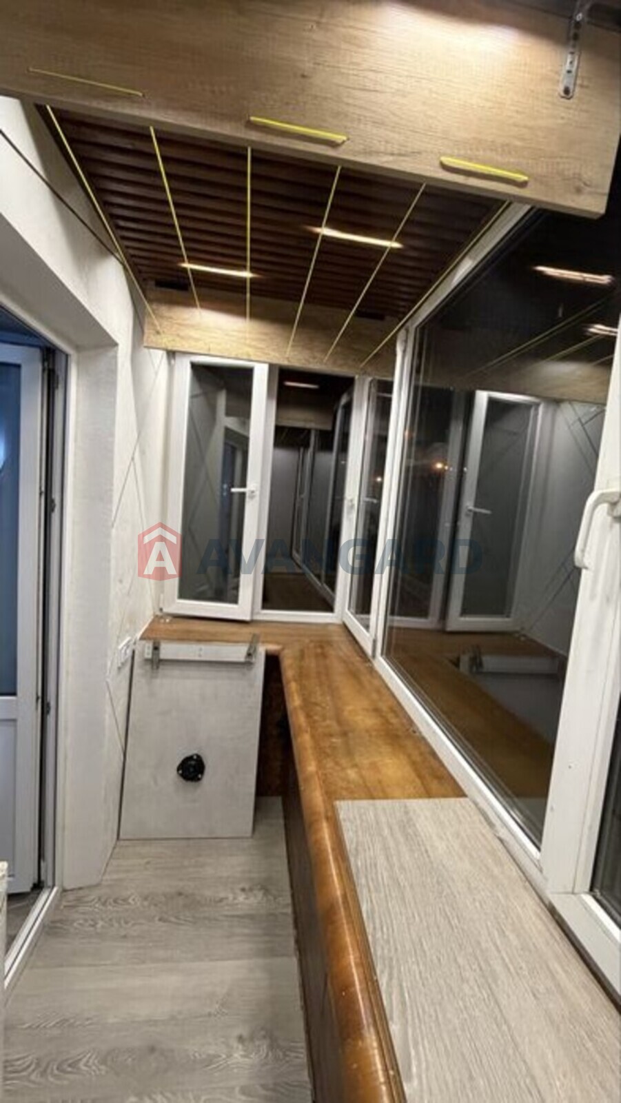 2 ��. ��������, 43/-/6 ��. �., 2/5 ������ ���� 17