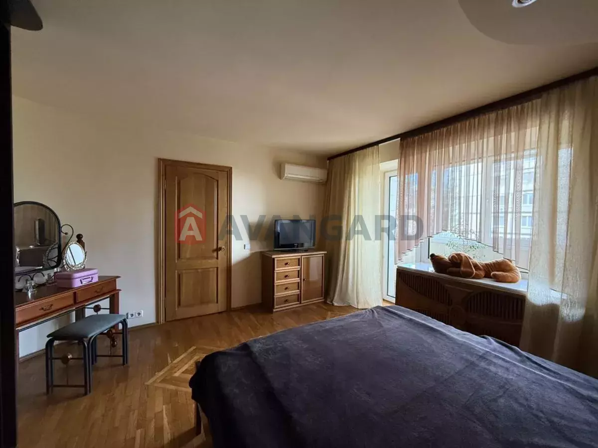 3 ��. ��������, 76/-/20 ��. �., 6/14 ������ ���� 3