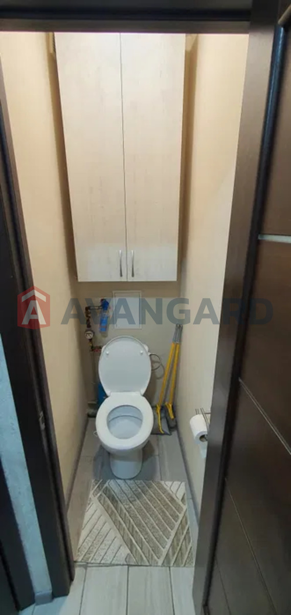 3 ��. ��������, 57/-/5 ��. �., 5/5 ������ ���� 3