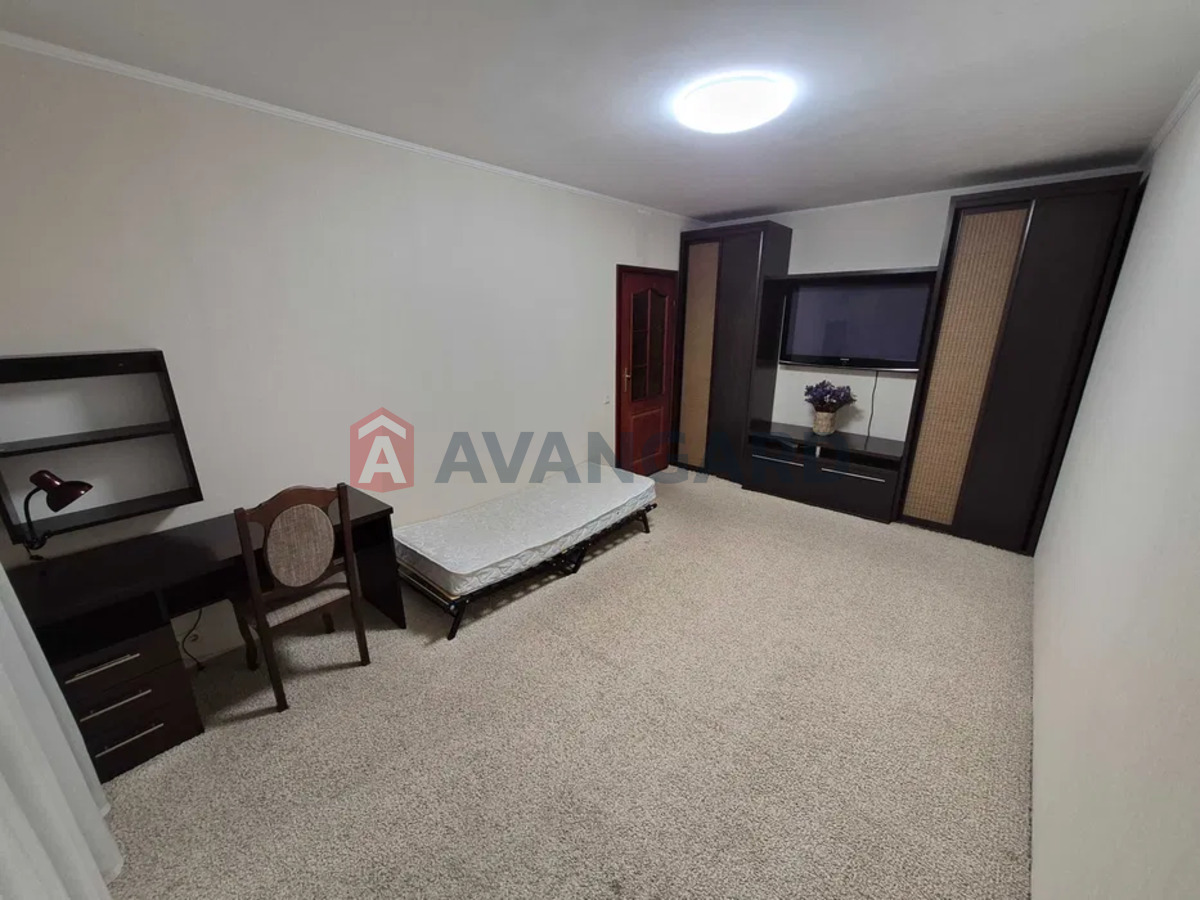 2 ��. ��������, 51/-/8 ��. �., 1/9 ������ ���� 9