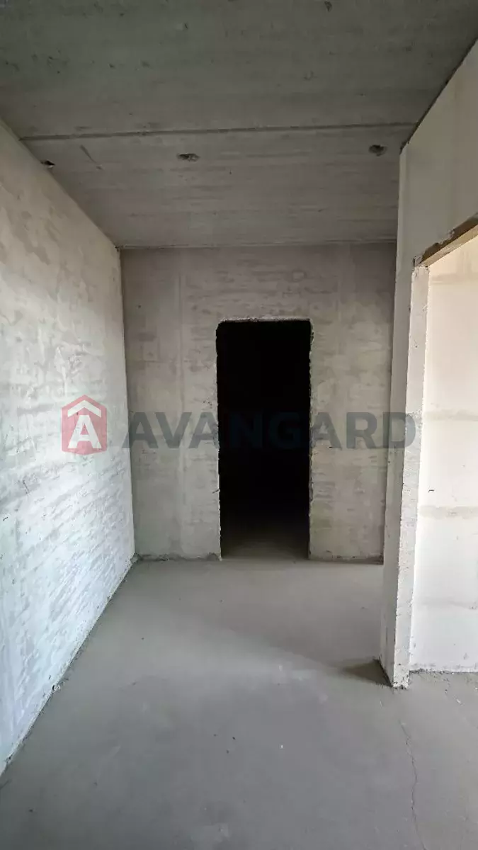 3 ��. ��������, 73/-/14 ��. �., 8/12 ������ ���� 5