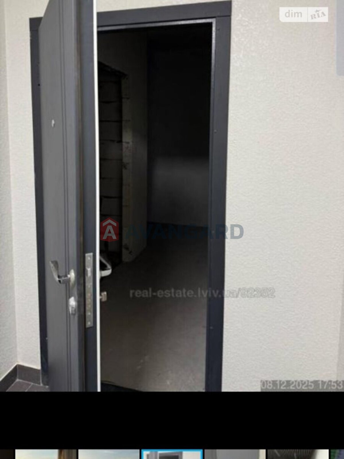 2 ��. ��������, 61/-/14 ��. �., 15/17 ������ ���� 25