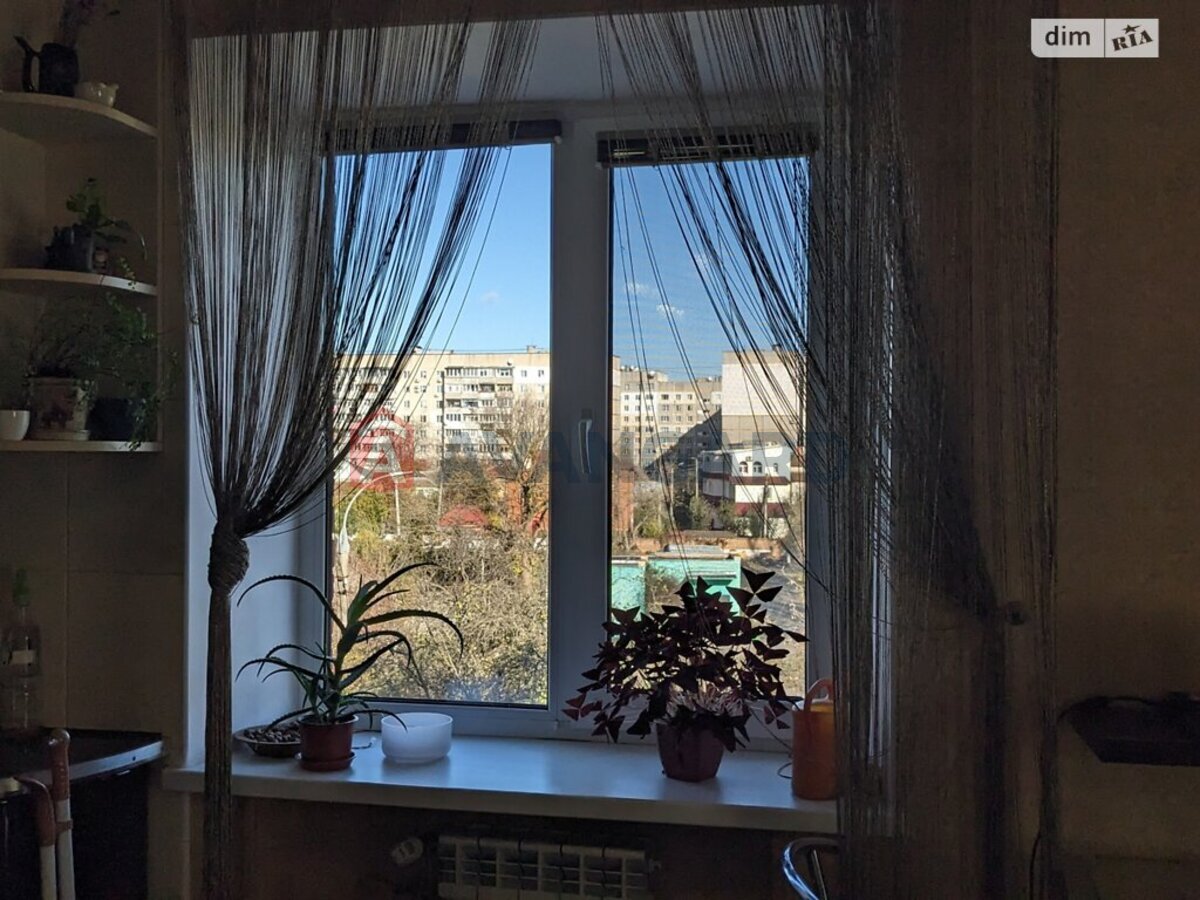 2 ��. ��������, 100/-/- ��. �., 4/5 ������ ���� 7