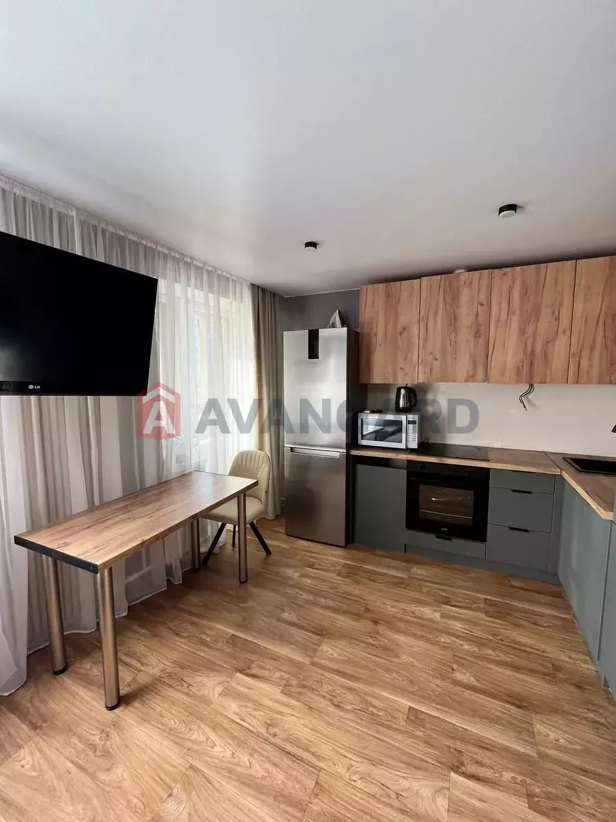 3 ��. ��������, 70/-/- ��. �., 11/16 ������ ���� 14