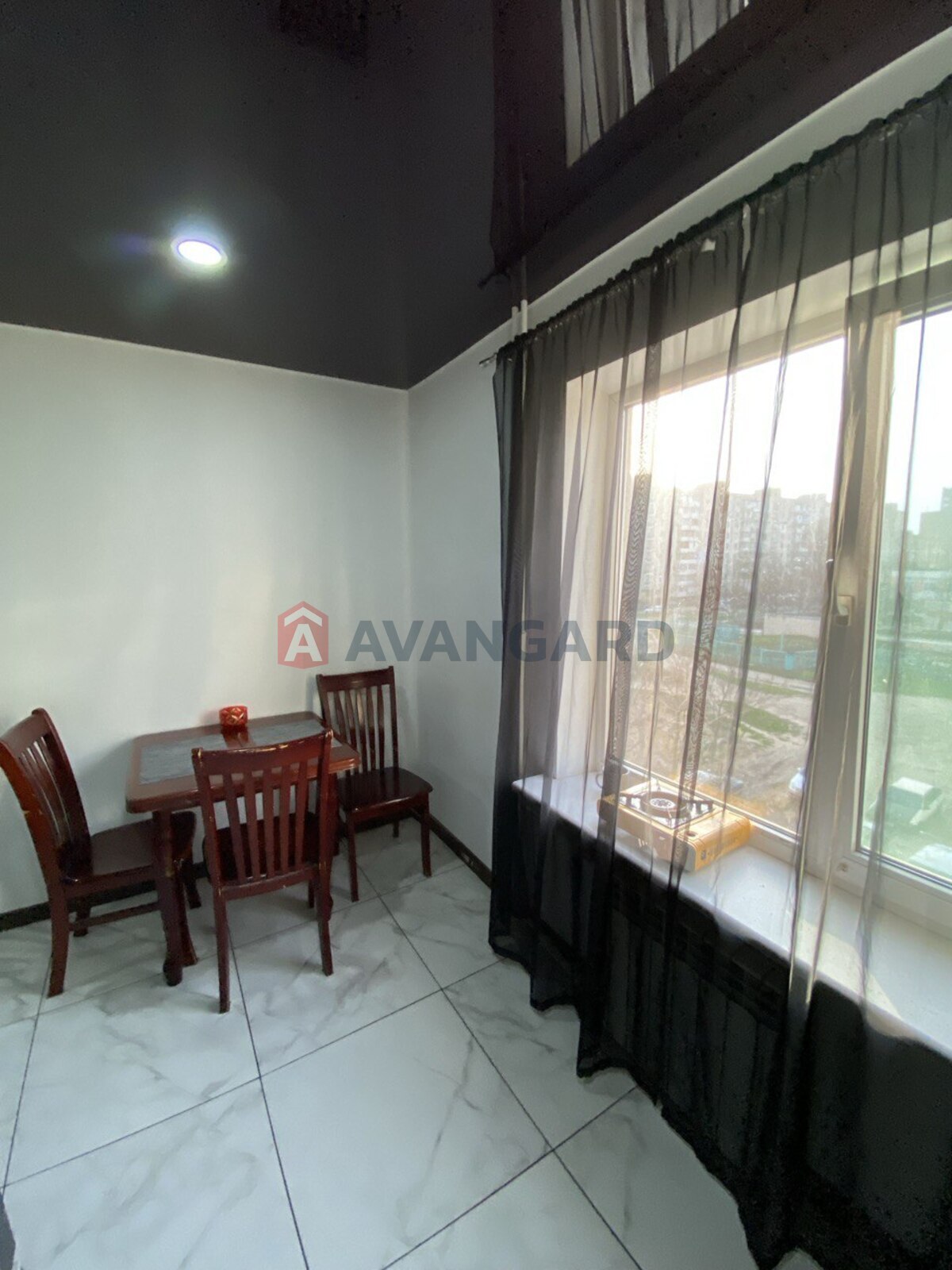 3 . , 70/-/8 . ., 4/9   3