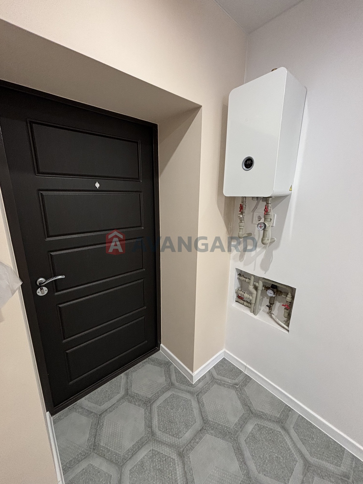 3 ��. ��������, 72/32/24 ��. �., 4/5 ������ ���� 22