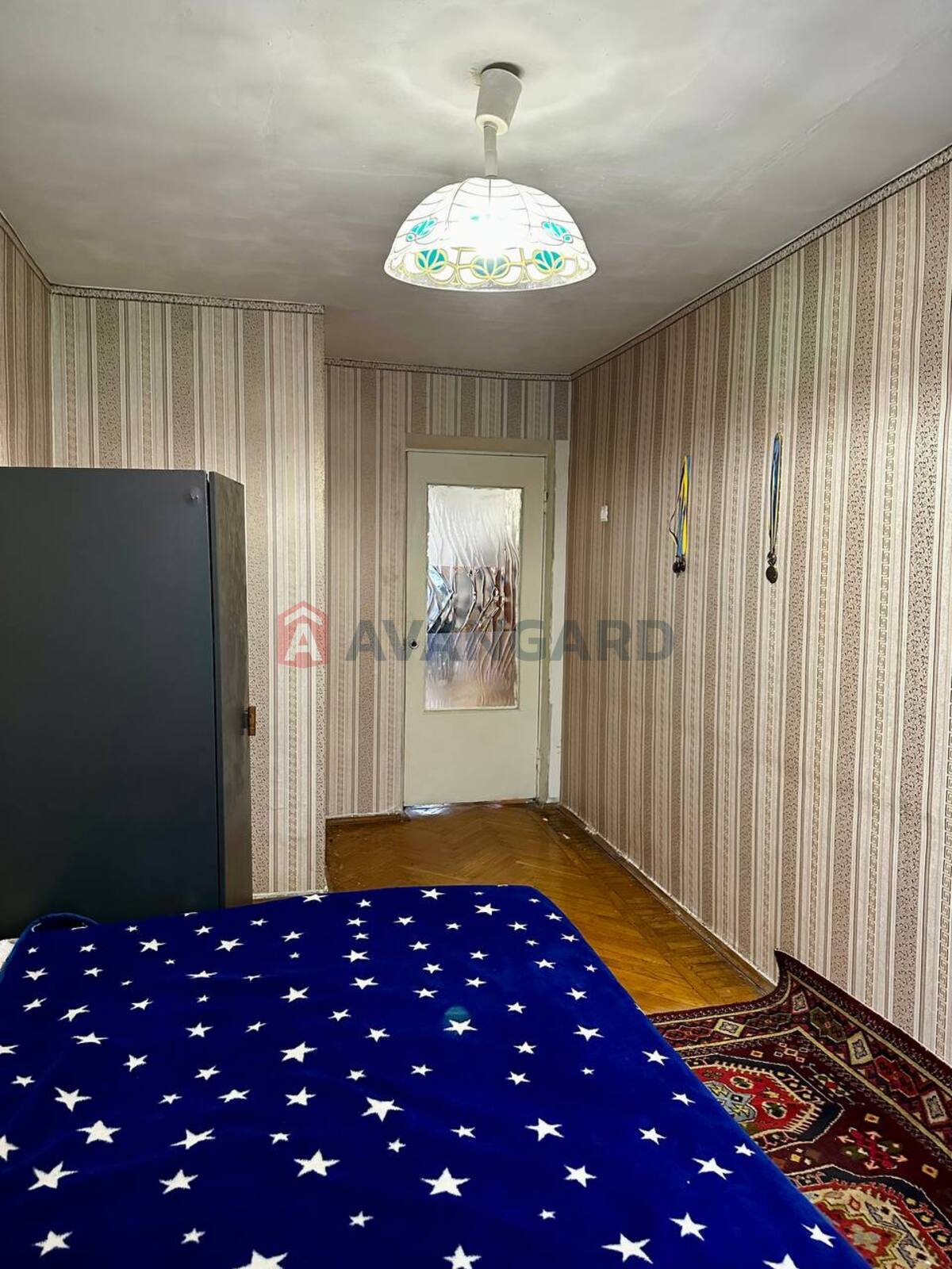 2 ��. ��������, 44/-/6 ��. �., 3/5 ������ ���� 7