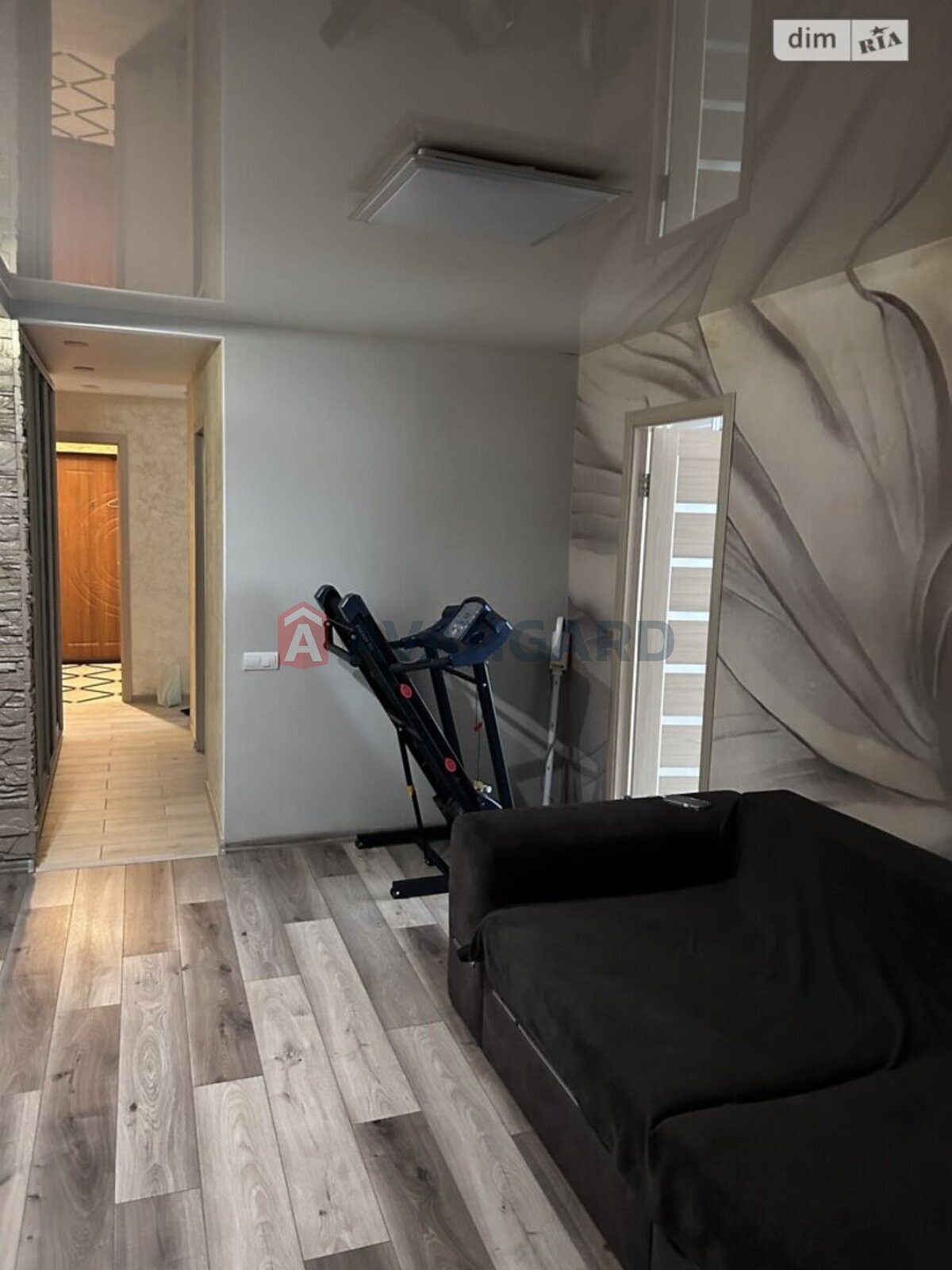 3 ��. ��������, 55/-/- ��. �., 1/5 ������ ���� 2