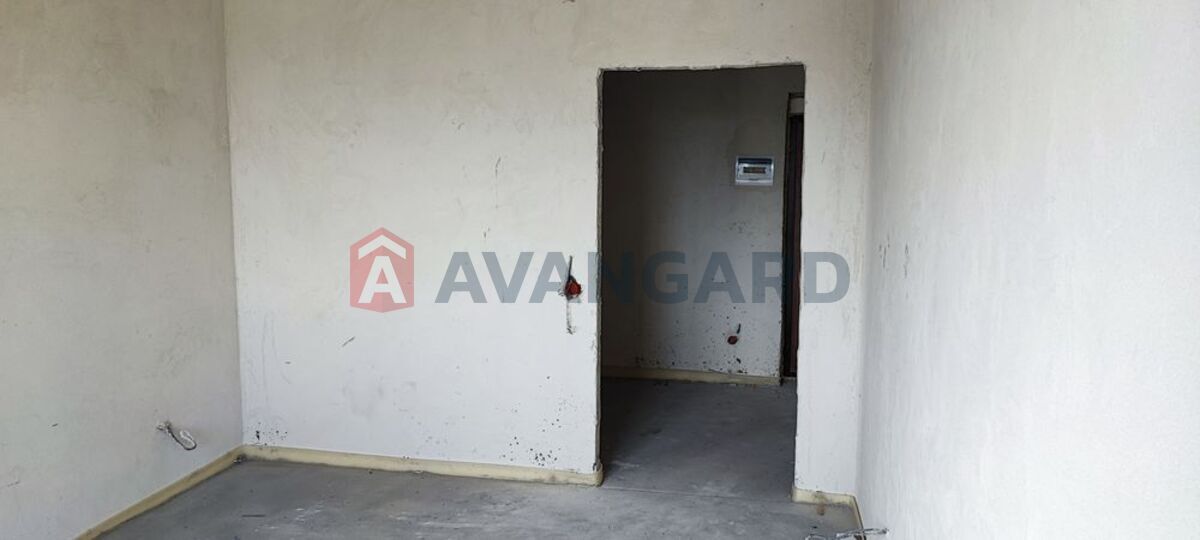 3 ��. ��������, 92/-/11 ��. �., 10/10 ������ ���� 8