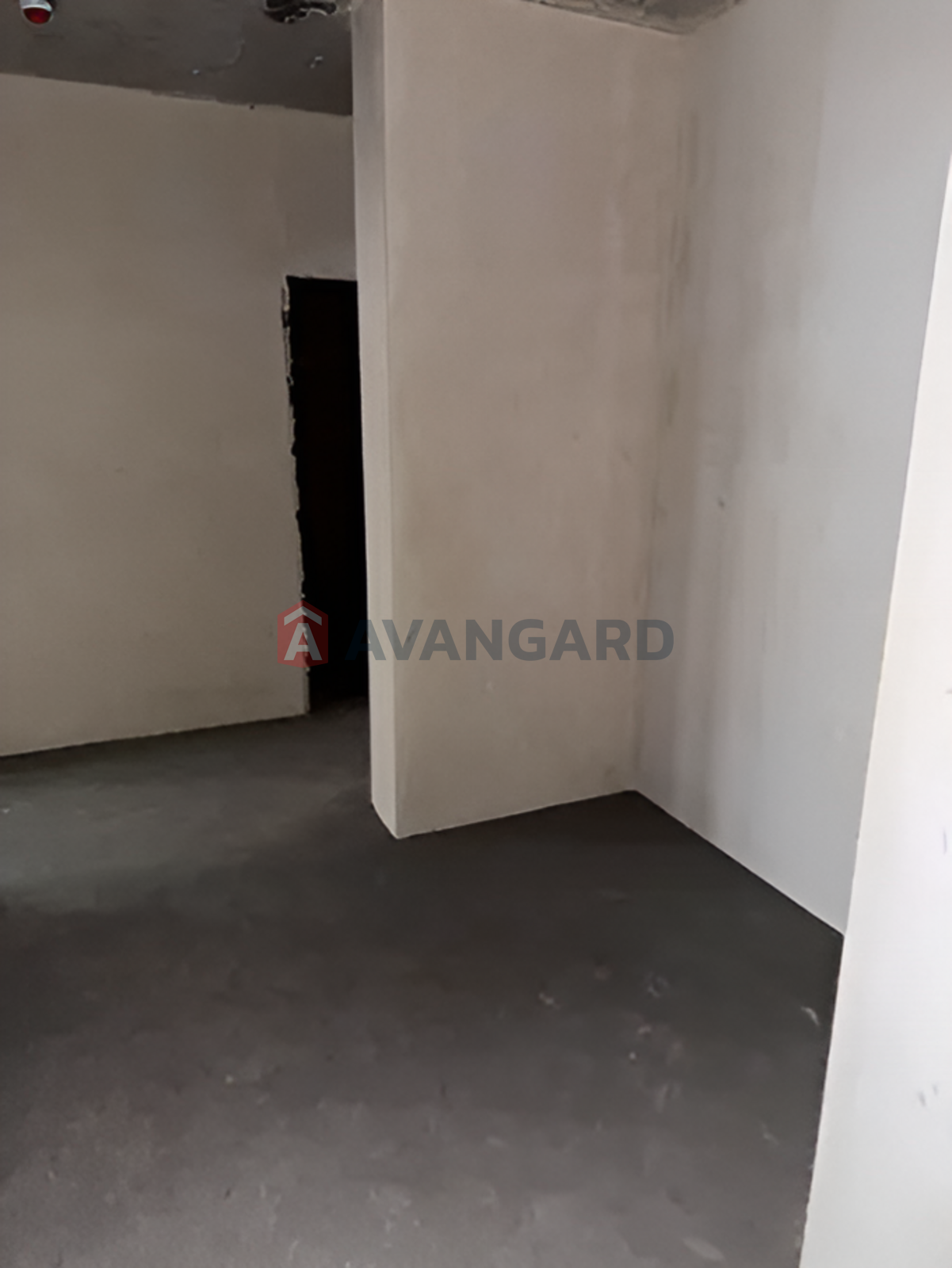 3 ��. ��������, 86.7/47.7/13.5 ��. �., 9/17 ������ ���� 6