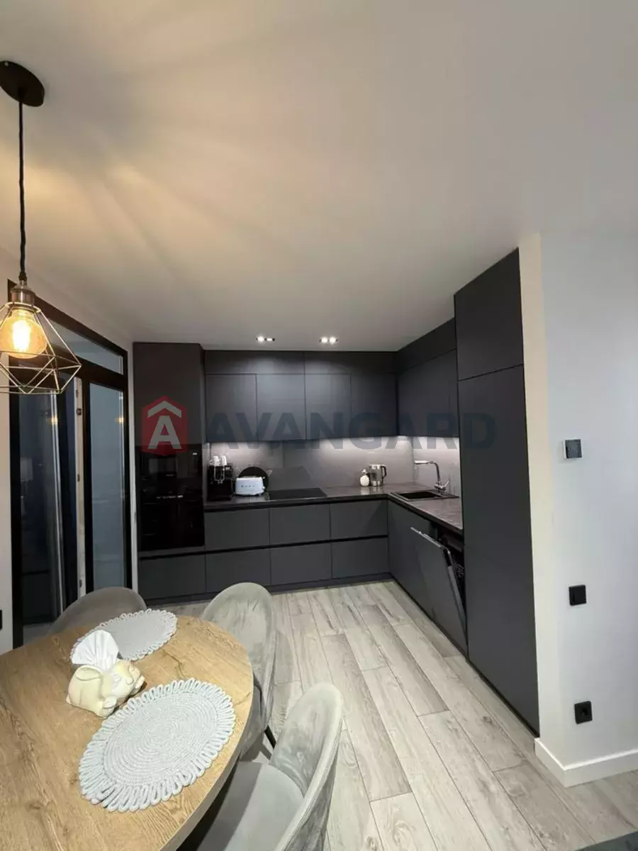 2 ��. ��������, 60/-/15 ��. �., 12/12 ������ ���� 1