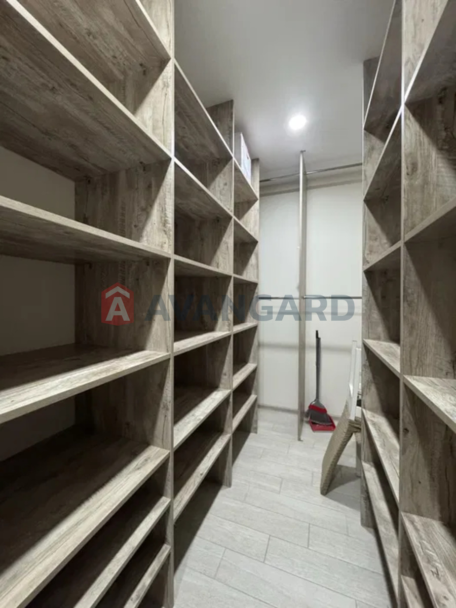 1 ��. ��������, 46/-/9 ��. �., 10/12 ������ ���� 7