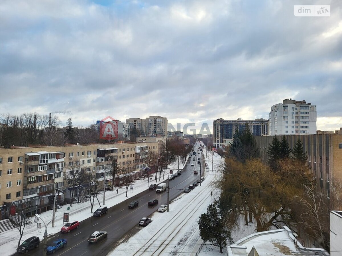 2 ����. ��������, 82/-/8 ��. �., 8/9 ���� ���� 7