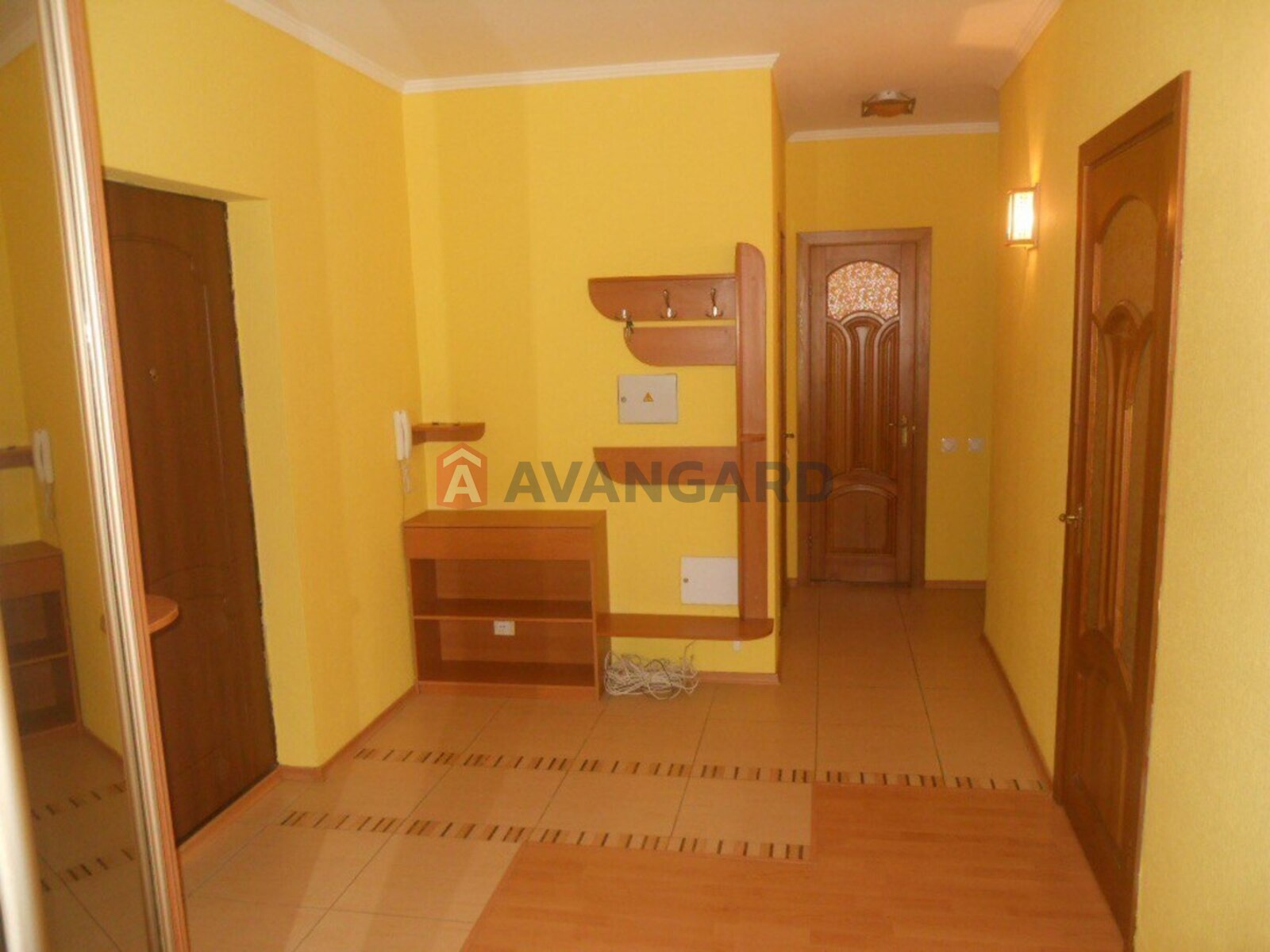 2 ����. ��������, 70/40/14 ��. �., 14/25 ���� ���� 9