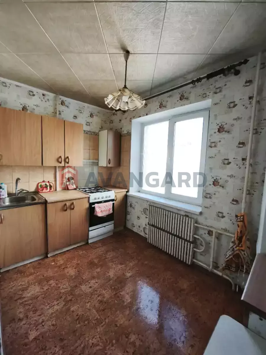 1 ��. ��������, 42/19/7 ��. �., 8/10 ������ ���� 2