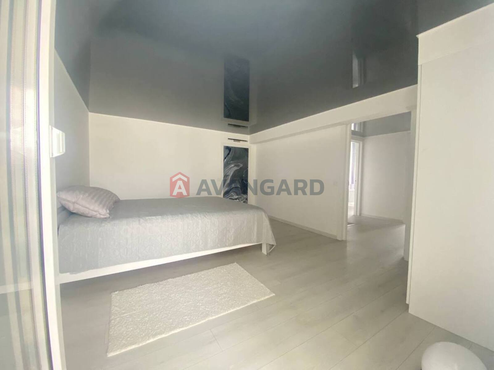 3 ��. ��������, 125/70/17 ��. �., 15/17 ������ ���� 12