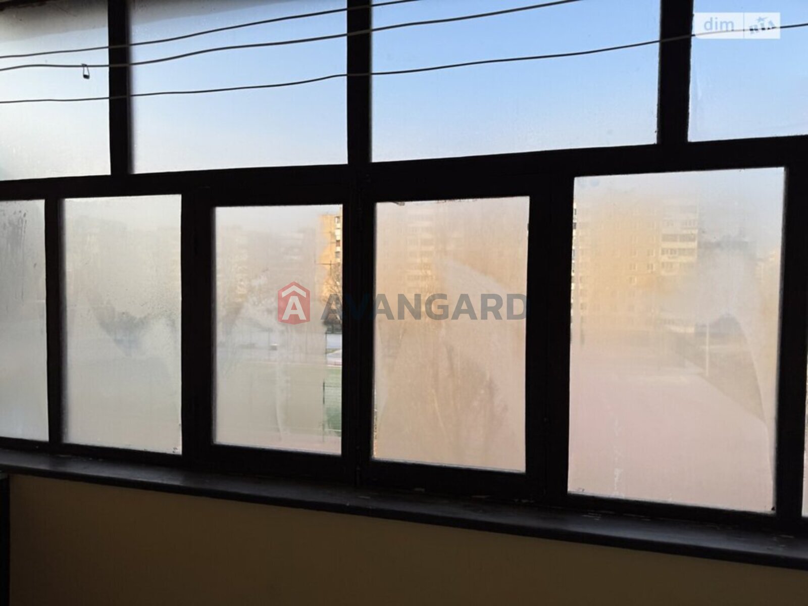 3 ��. ��������, 68/42/8 ��. �., 4/9 ������ ���� 21