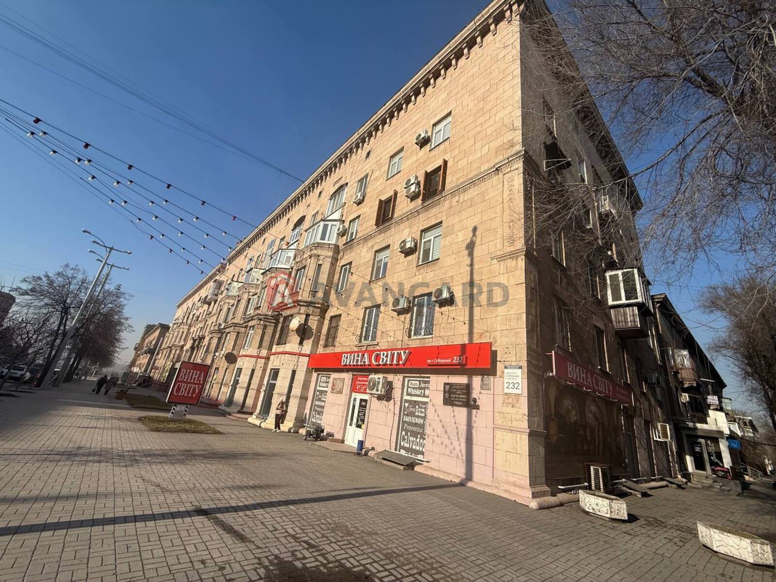 2 ��. ��������, 52/30/8 ��. �., 3/3 ������ ���� 1