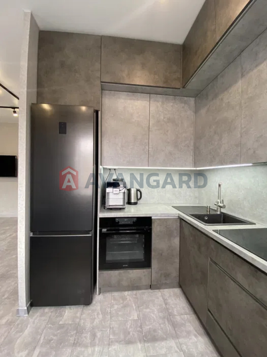 3 ����. ��������, 75/-/7 ��. �., 5/5 ���� ���� 6