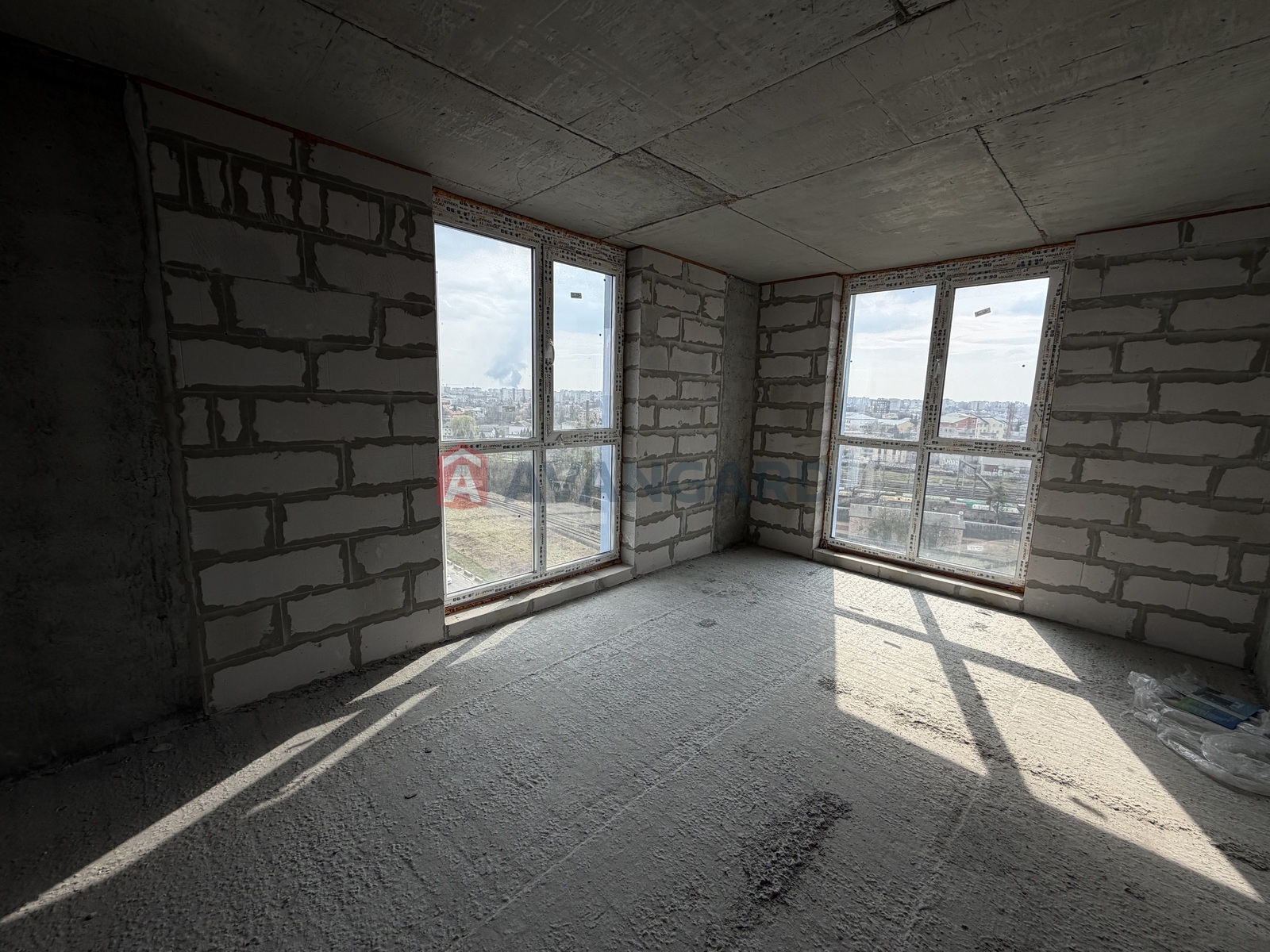 2 ��. ��������, 68/35/15 ��. �., 11/12 ������ ���� 11