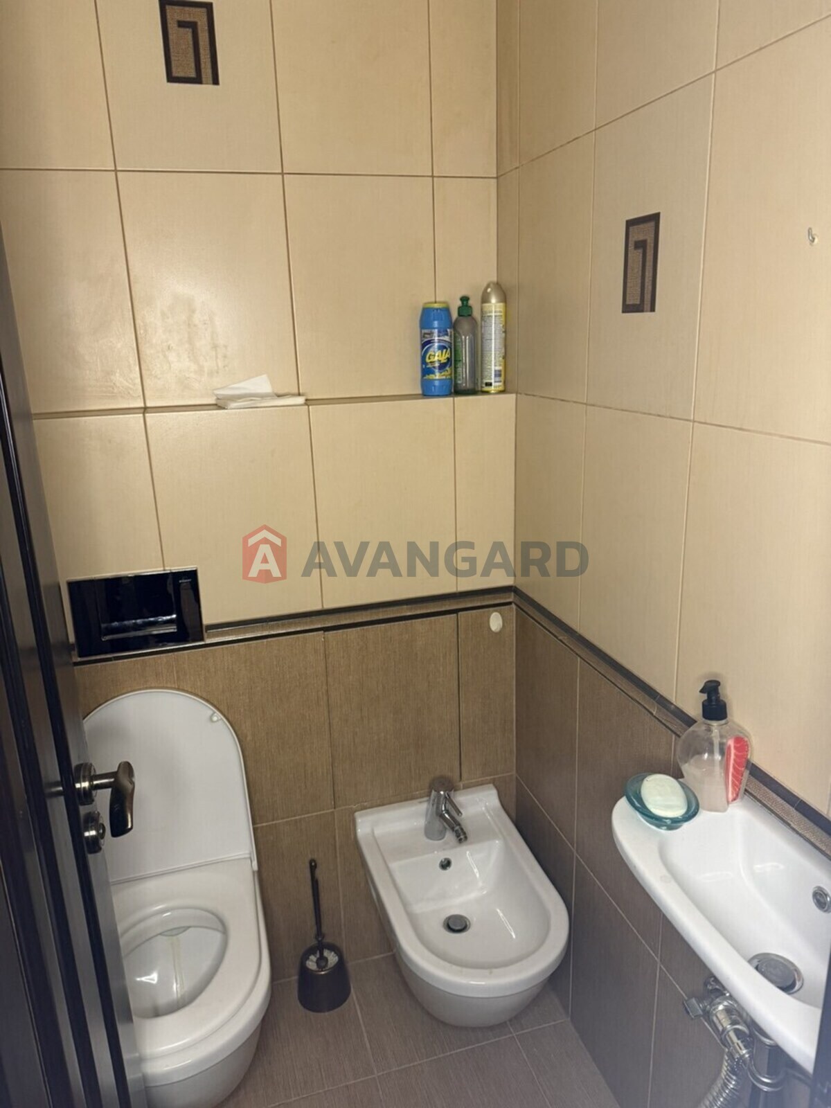 3 ��. ��������, 102/58/19 ��. �., 9/13 ������ ���� 8