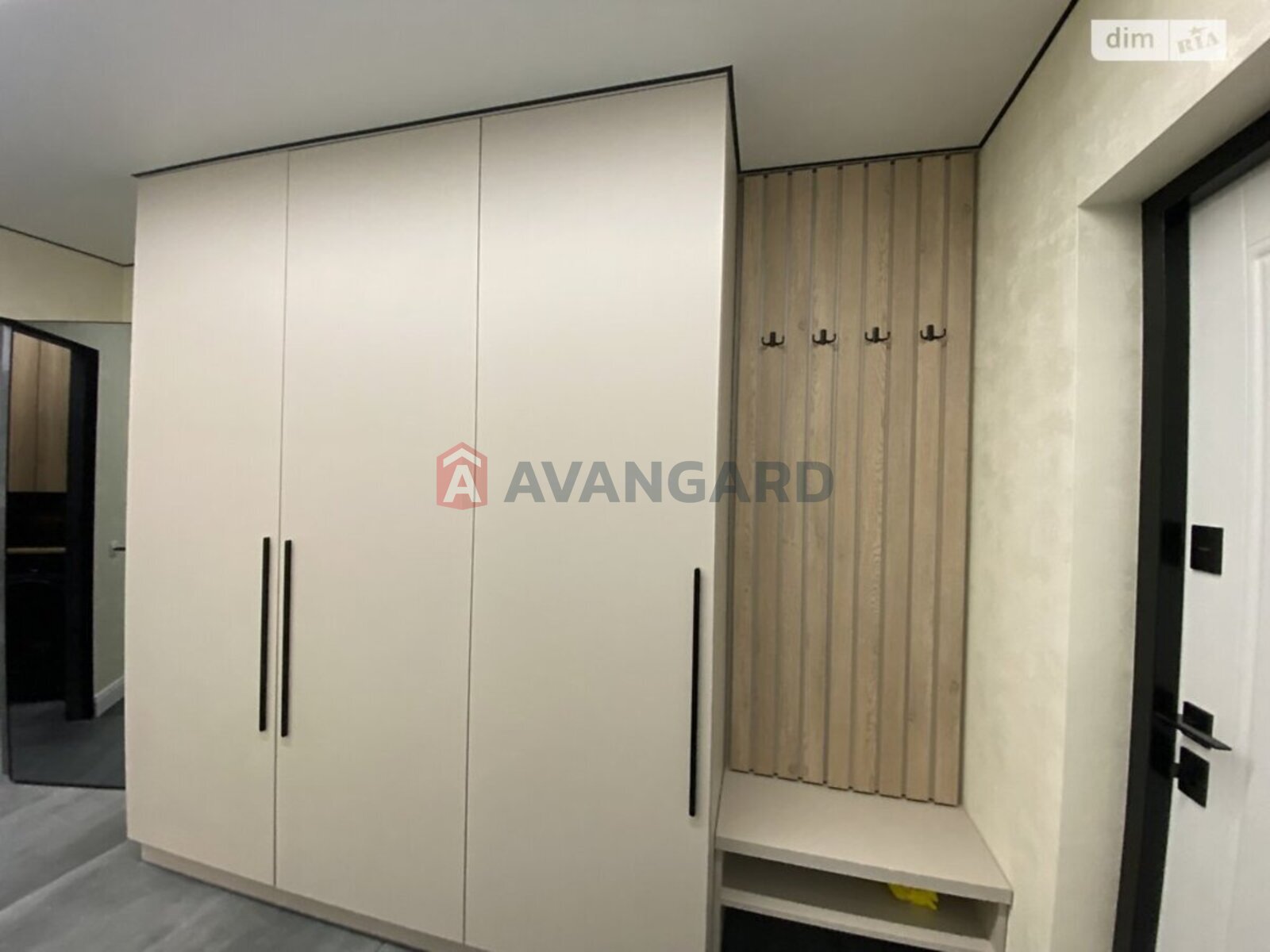 2 ����. ��������, 63/-/16 ��. �., 8/11 ���� ���� 10