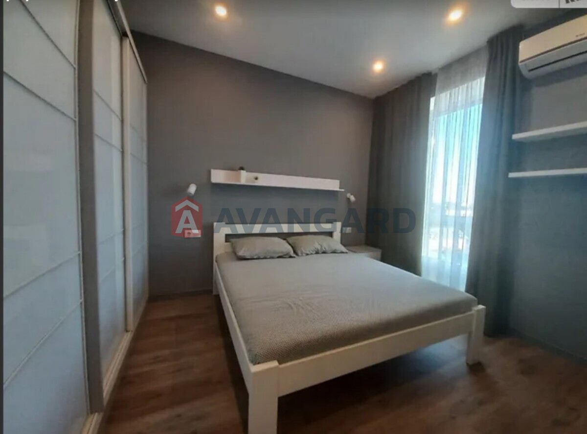 3 ��. ��������, 78/60/15 ��. �., 9/11 ������ ���� 5