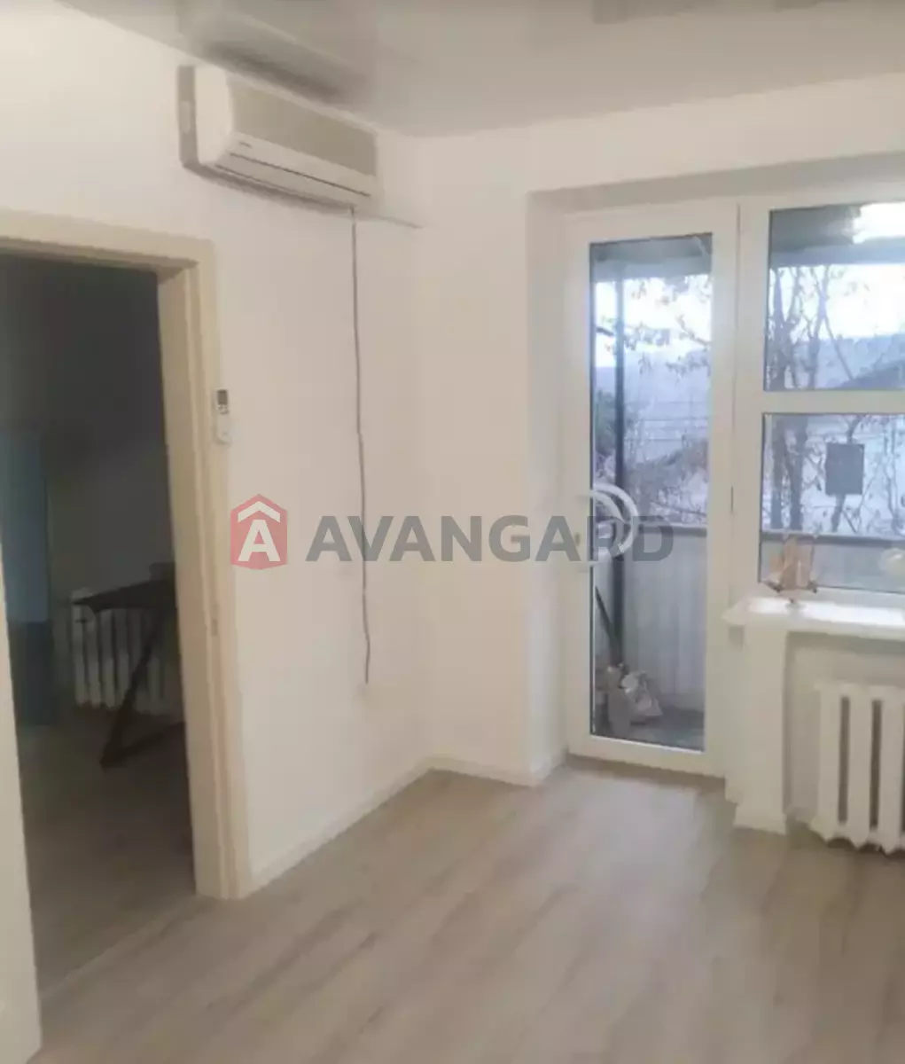 2 ��. ��������, 46/26/5 ��. �., 2/3 ������ ���� 4